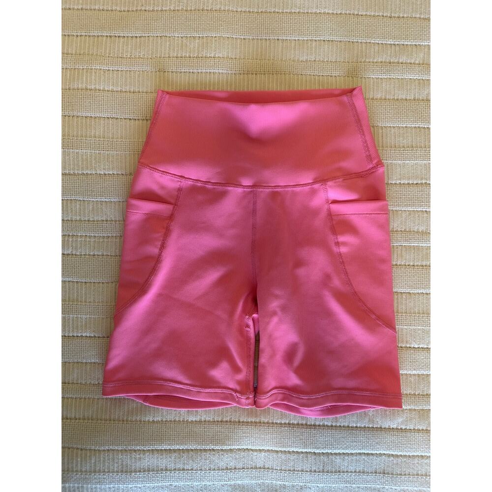 NWOT Wilo The Label S Base Ribbed Bike Shorts